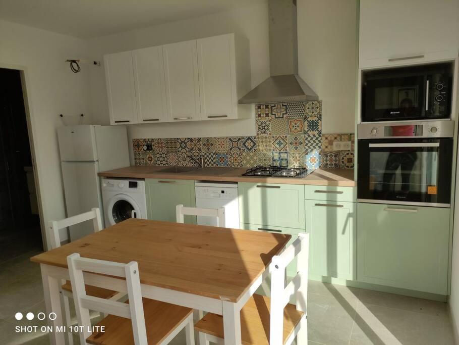 Grand Studio Classe 3 Etoiles Tavera Exterior foto