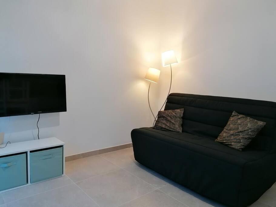 Grand Studio Classe 3 Etoiles Tavera Exterior foto